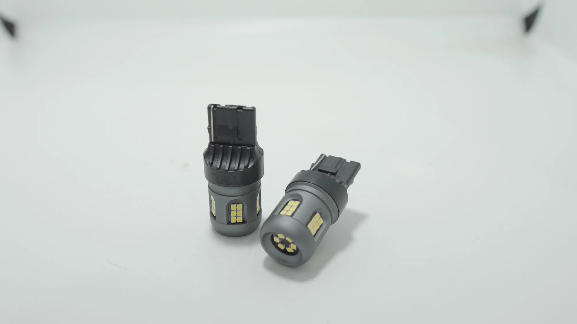 T20 (7440) STAGE 1 REVERSE LED V2