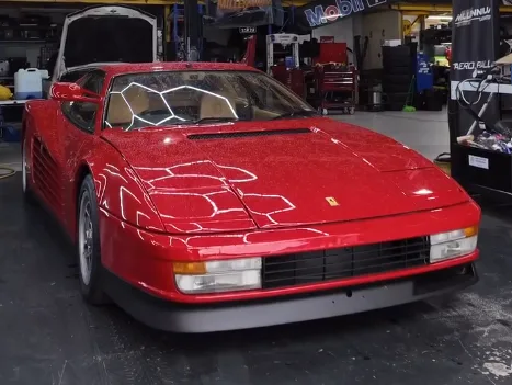 ELTON JOHN'S FERRARI 